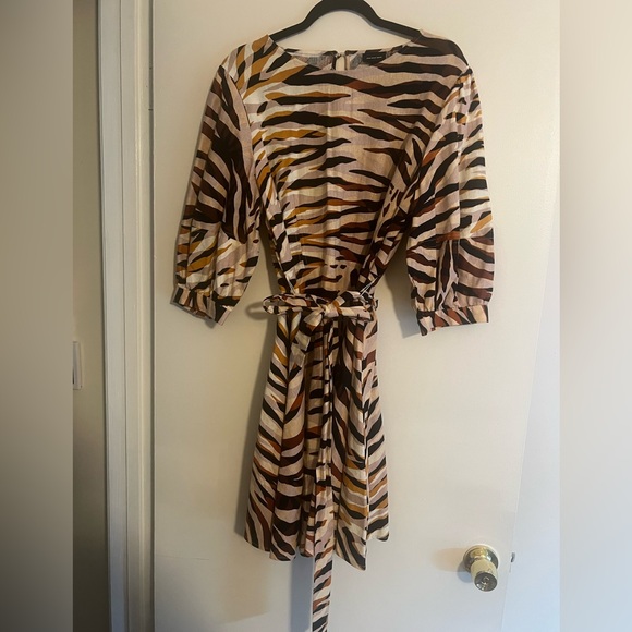 Never worn Who What Wear Linen & Rayon Animal Print Dress - Picture 3 of 7